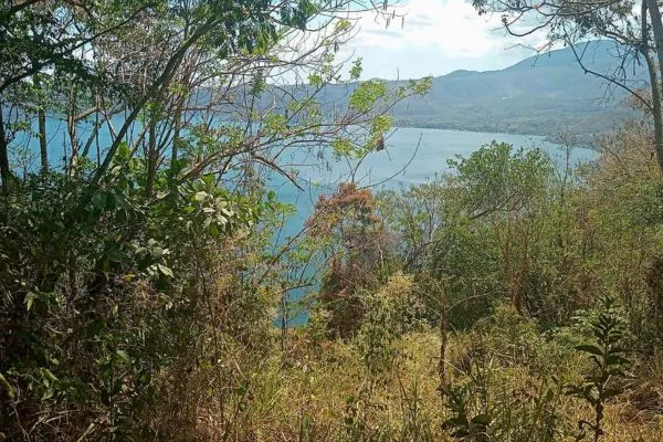 Terreno en El Lago de Coatepeque Santa ana